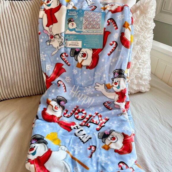NEW Christmas Frosty the Snowman Happy Jolly Fun Blue Blanket - Picture 1 of 3